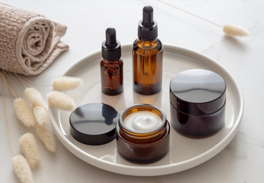 Ethical Sourcing of Essential Oils for Cosmetics